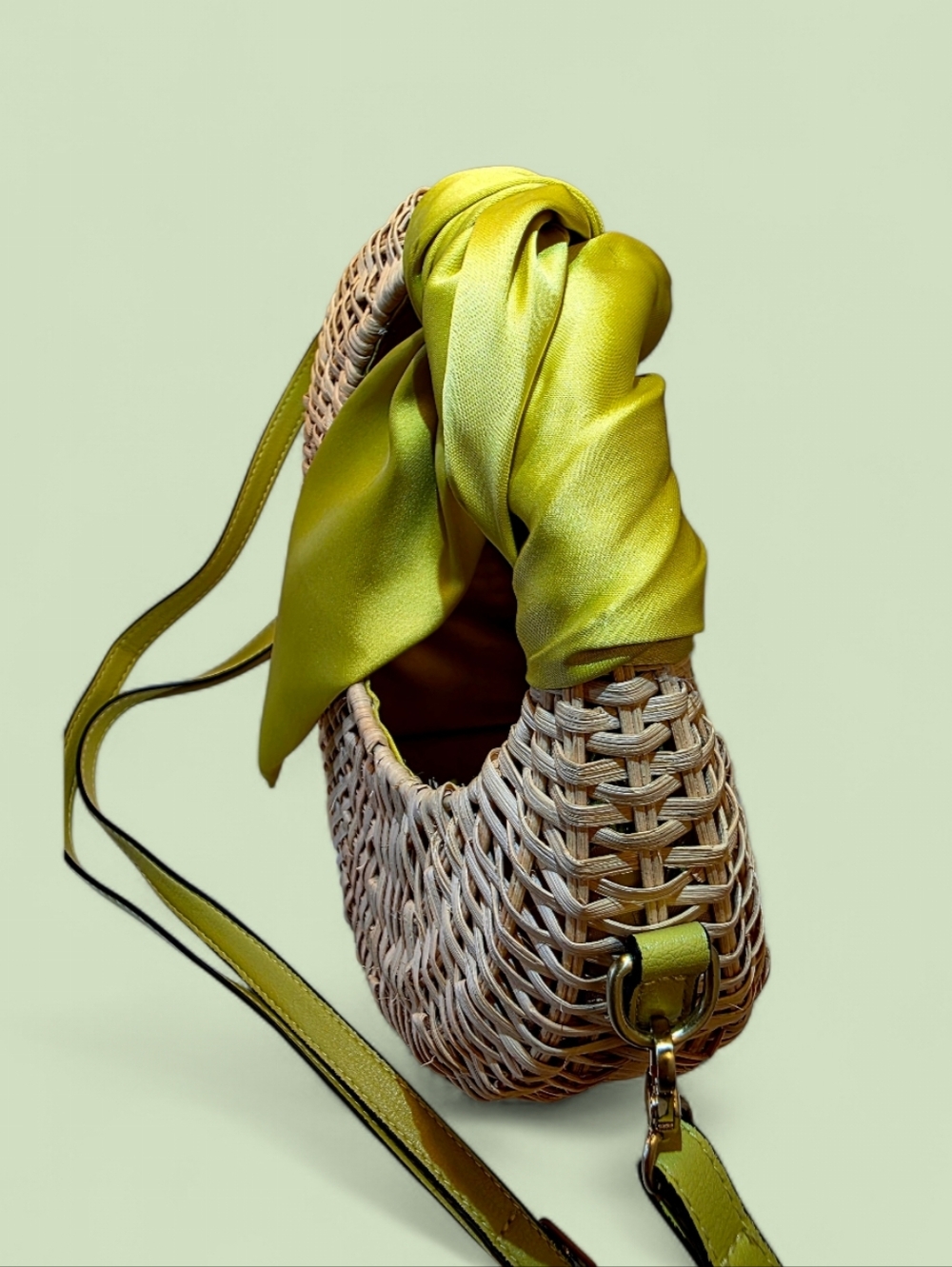 SALE!! Round Woven Straw Handbag with Yellow-Green Scarf Trim by Scoop  NWT - Picture 5 of 8